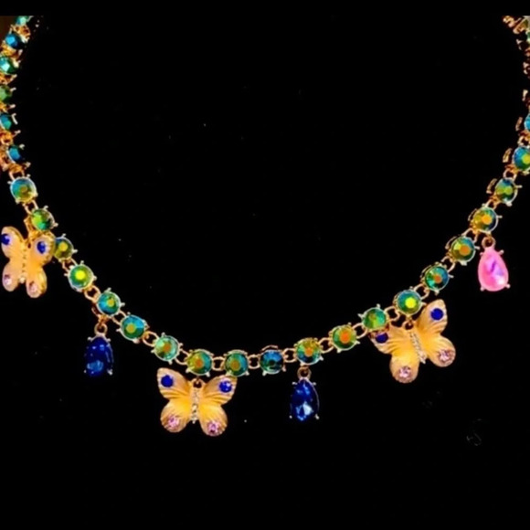 BETSEY JOHNSON ‘Buggin Out’ Butterfly Charm Necklace &. Matching Earrings NWT - Picture 8 of 13